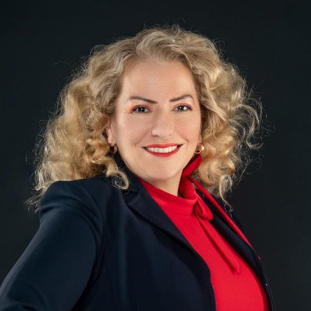 María Lourdes Ramírez